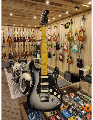 Fender American Ultra Luxe Stratocaster FLOYD ROSE HSS Maple Fingerboard, Silverburst