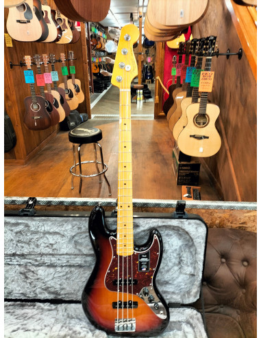 Fender American Professional II Jazz BassMaple Fingerboard, 3-Color Sunburst