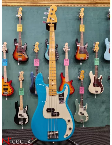 Fender American Professional II Precision Bass Maple Fingerboard, Miami Blue