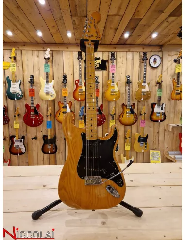 Fender 1979 Stratocaster  Maple Natural Refret con Case Used