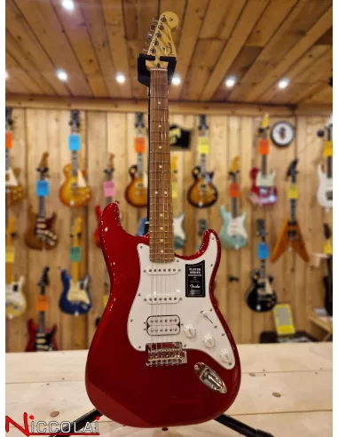 FENDER Player Stratocaster HSS PF Candy Apple Red