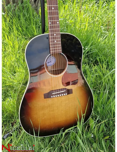 Gibson J-45 Standard Vintage Sunburst